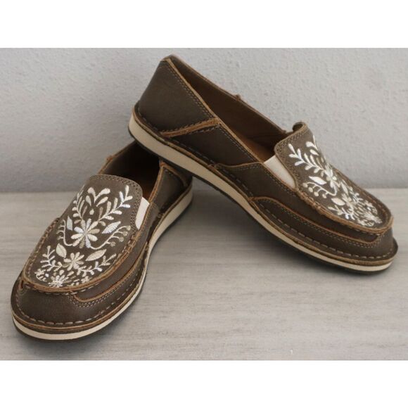 Ariat 10034098 Women's Sz 7B Brown Suede Cruiser Embroidered Slip-On Shoes - Picture 1 of 13